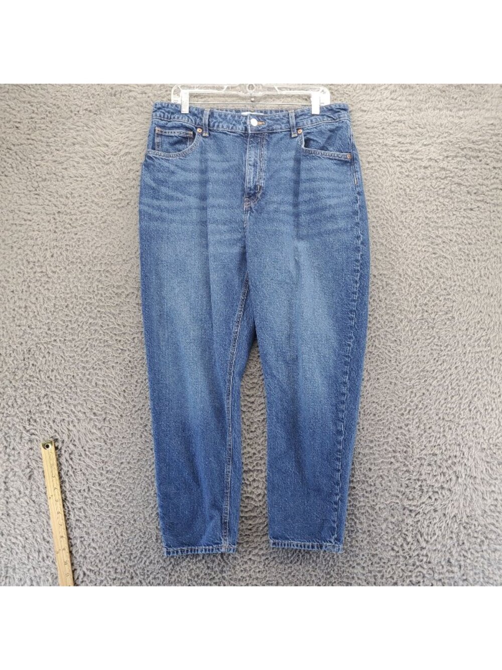 H&M Jeans Womens Size 14 Blue Relaxed Cropped Fit High-Rise Stretch Denim *Read*